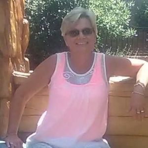 Meet your Posher, Tina